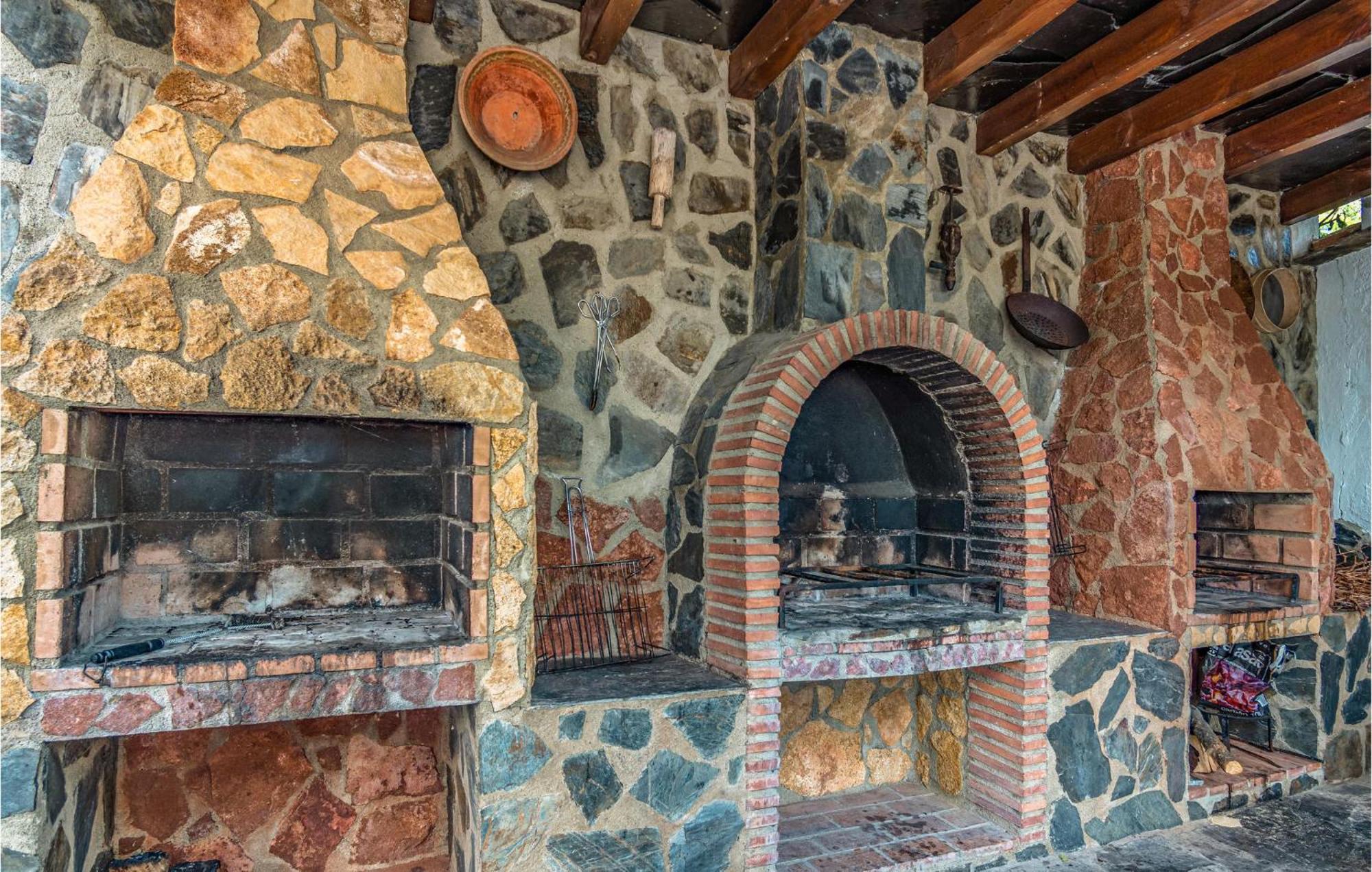 1 Bedroom Lovely Home In Mecina Bombarón 외부 사진